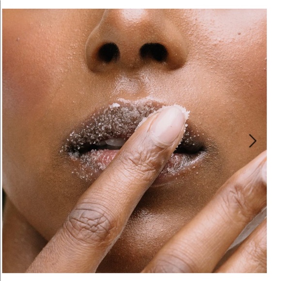 ONLY 2 LEFT!! Sara Happ Chamomile Lavender Lip Scrub 💋 - Picture 4 of 5